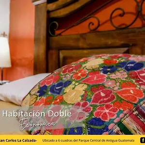 Inn De San Carlos La Calzada, Antigua